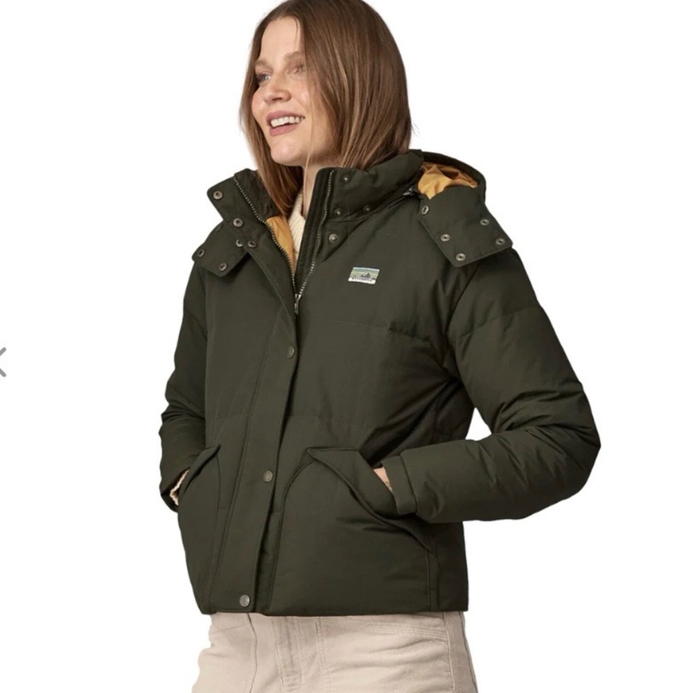 Patagonia Women’s Downdrift Jacket, NWOT size medium